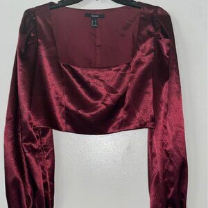Forever 21 Satiny Crop Top Blouse in Wine, Large